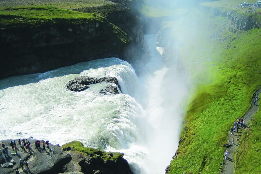 From Reykjavik: Golden Circle Full Day Tour - Geysir and Strokkur: the stop with a built-in countdown