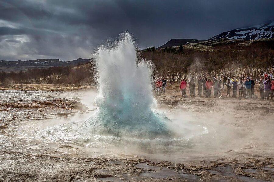 From Reykjavik: Golden Circle Full Day Tour - Guides, stories, and the human side of the tour