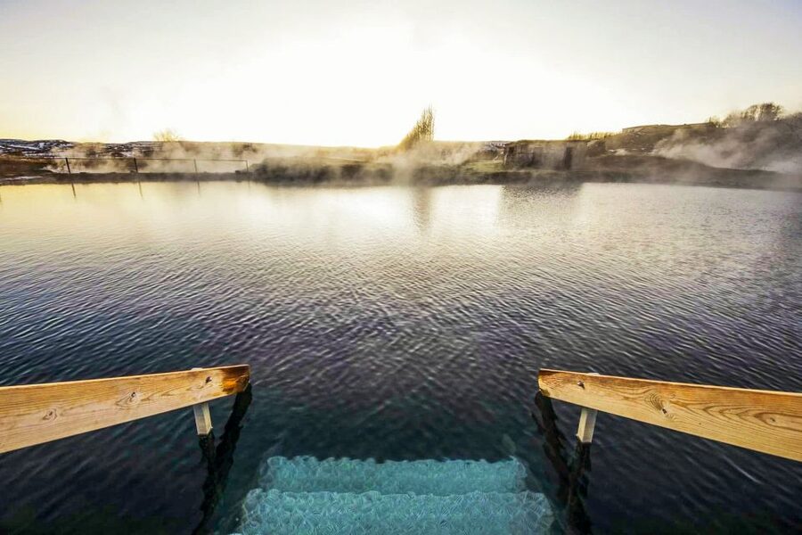 From Reykjavik: Golden Circle, Kerid, & Secret Lagoon Tour - Guides, drivers, and the group experience