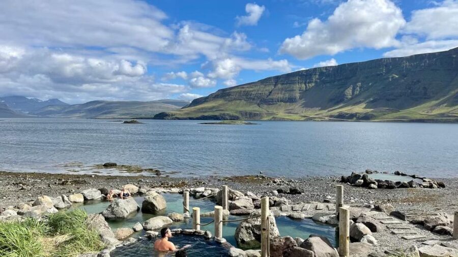 From Reykjavík: Golden Circle Route & Hvammsvik Hot Spring - The day in brief