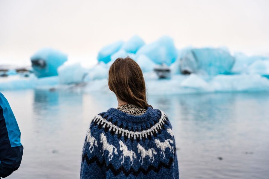 From Reykjavik: Jökulsárlón Glacier Lagoon and Diamond Beach - Diamond Beach turns glacier ice into decoration