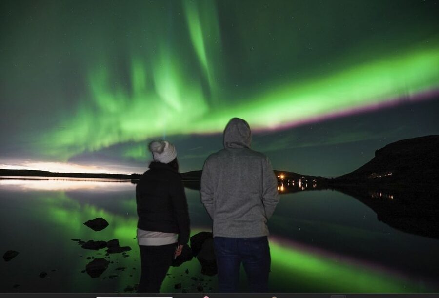 From Reykjavik: Northern Lights Hunt Super Jeep Tour - Pickup at 21:00 from Reykjavik