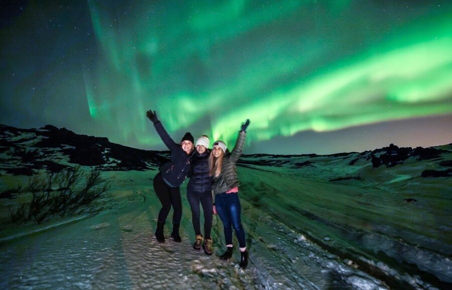 From Reykjavík: Northern Lights Super Jeep Tour - Why the super jeep format matters