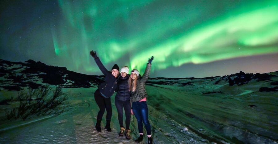 From Reykjavík: Northern Lights Super Jeep Tour - The Reykjavík pickup and late evening departure