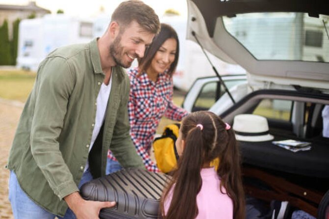 From Reykjavik: Private Transfer to KEF Airport in Iceland - Booking details and cancellation rules