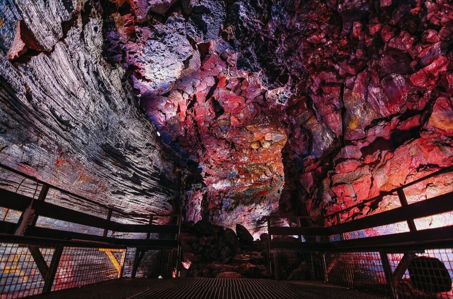 From Reykjavik: Raufarhólshellir Lava Tunnel by Bus - Key points about the Raufarhólshellir trip