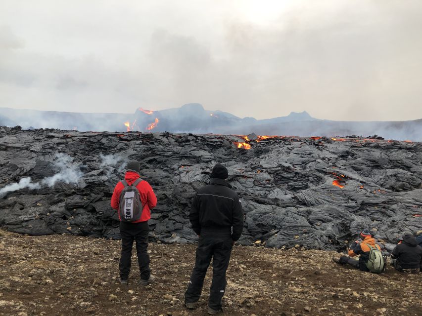 From Reykjavik: Reykjanes Geopark Tour and Sky Lagoon Visit - Leaving Reykjavik for Reykjanes