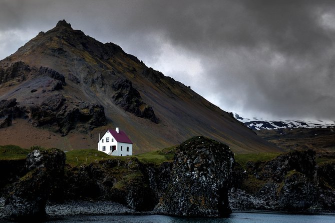From Reykjavik: Snaefellsness Peninsula small group day tour - Djúpalónssandur, black stones and the lifting rocks