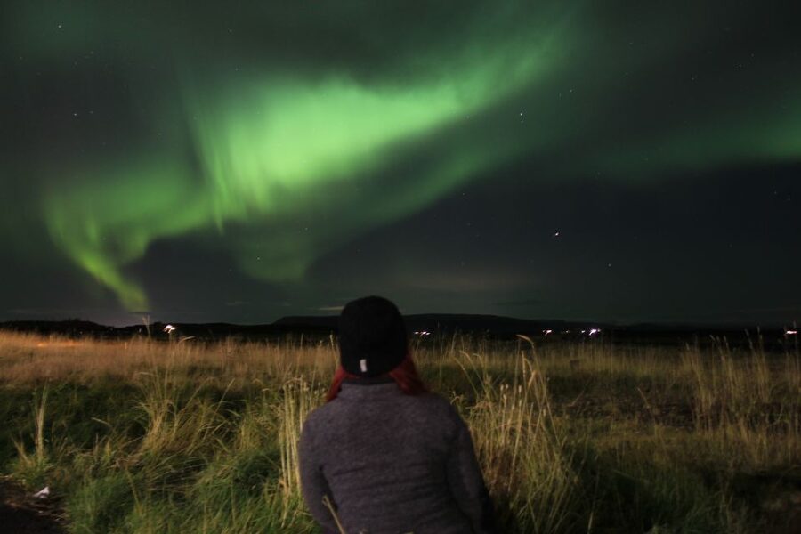 From Reykjavík: Spot the Northern Lights with Snacks & Drink - Hot chocolate, Icelandic snacks, and a cold-weather pause
