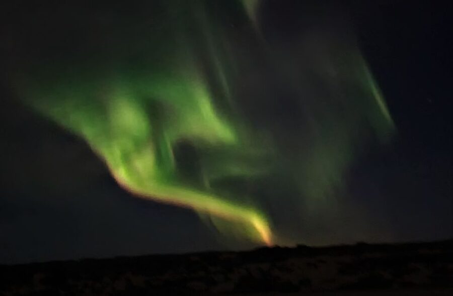 From Reykjavík: Spot the Northern Lights with Snacks & Drink - The limits of a Northern Lights hunt