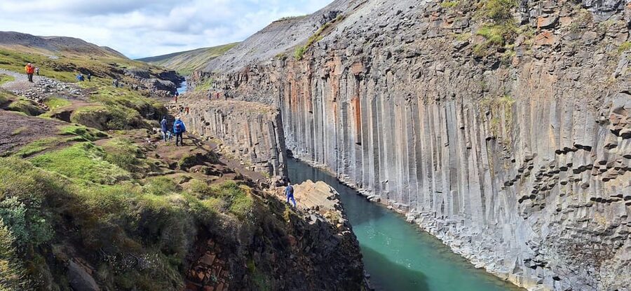 From Seyðisfjörður Port: Stuðlagil Canyon and Reindeer Park - From Seyðisfjörður port into East Iceland