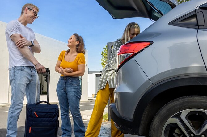 From Skarfabakki Cruise Terminal: Private Transfer to KEF Airport - Leaving Skarfabakki with a private vehicle