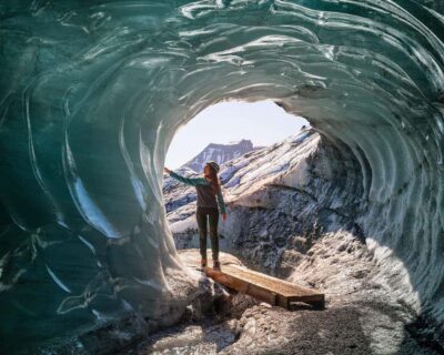 Katla Ice Cave and Super Jeep Tour