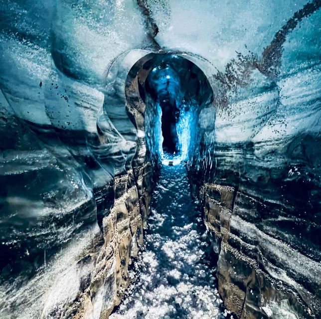 From Vik: Katla Ice Cave Small-Group Tour - Meeting in Vík and climbing into the Super Jeep