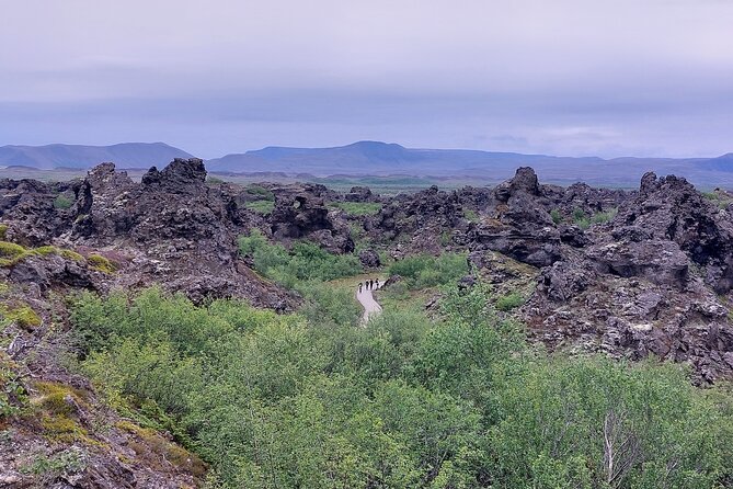 Full day Lake Myvatn Classic tour - The guide can make or break this compact route