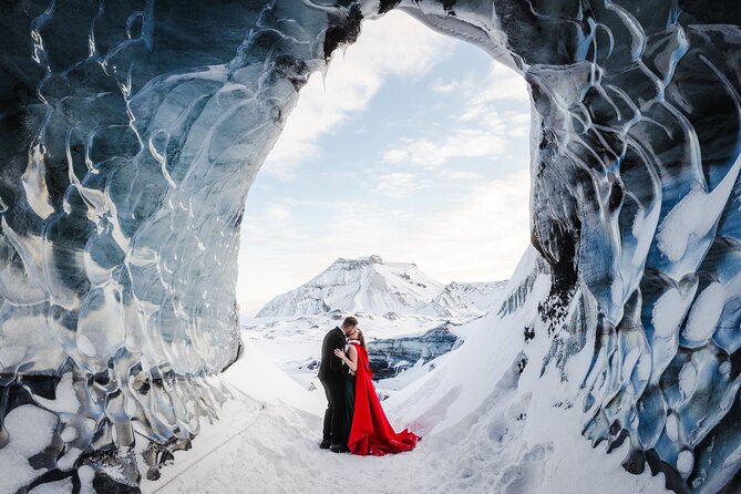 Full Day Private Iceland Elopement Photographer - What the $4,900 price really covers