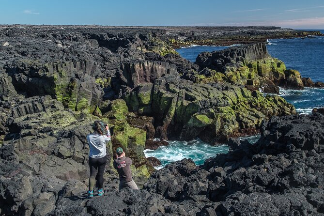 Full-Day Private Tour with Photography Secret Spots of Iceland - Grænavatn, the green volcanic crater lake