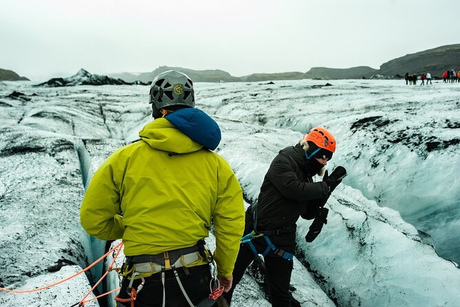 Glacier Hike at Solheimajokull in Small Group (6 pers max) - Why six people is the right group size