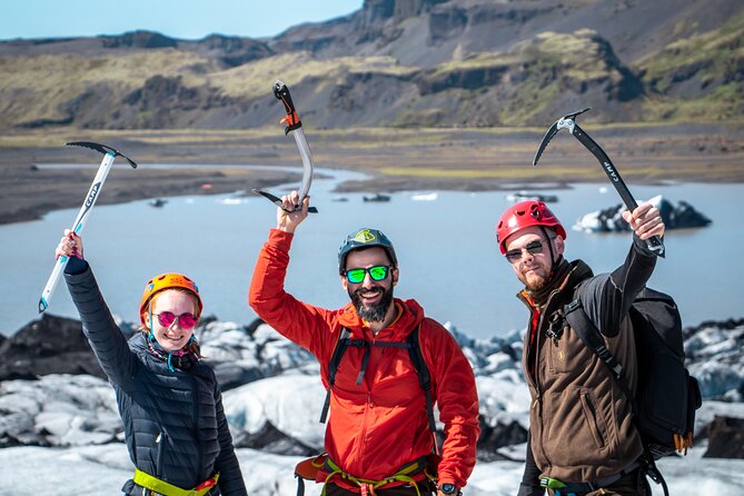 Glacier Hike at Solheimajokull in Small Group (6 pers max) - The first look at the glacier tongue