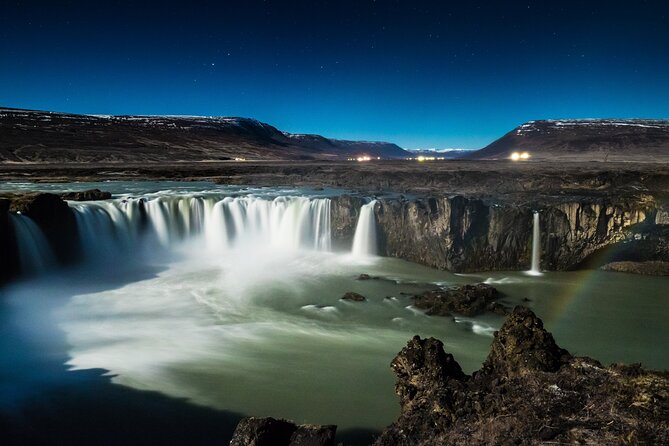 Goðafoss and Húsavík with a stop at the Geosea Baths - Practical packing advice for the five-hour route