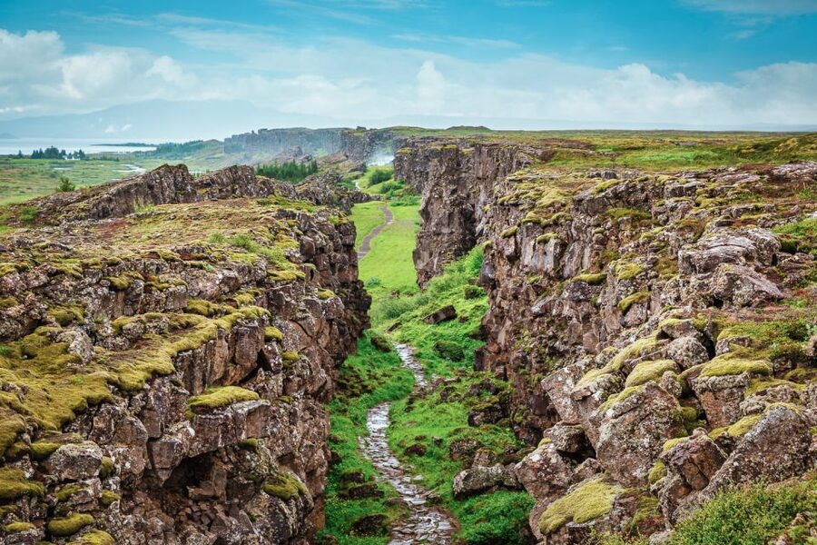 Golden Circle and Kerið Crater Small Group Tour - Þingvellir National Park and the meeting of two plates