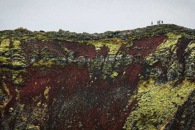 Golden Circle Cruise Arrival: Exclusive Small Group Tour - Efstidalur II and a taste of Icelandic farm life