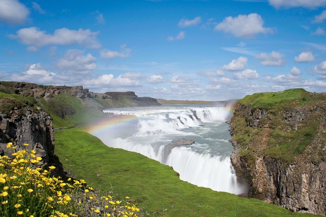 Golden Circle Day Trip with Fridheimar Greenhouse visit from Reykjavik - Timing, pickup, and what to bring