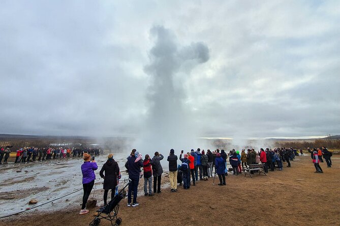 Golden Circle, Kerid Crater & Geothermal Lagoon -Small Group Tour - Thingvellir, where geology meets Icelandic history