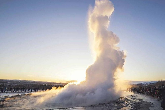 Golden Circle & Kerið Day Tour by Minibus from Reykjavik - Þingvellir: tectonic plates and Iceland’s early parliament