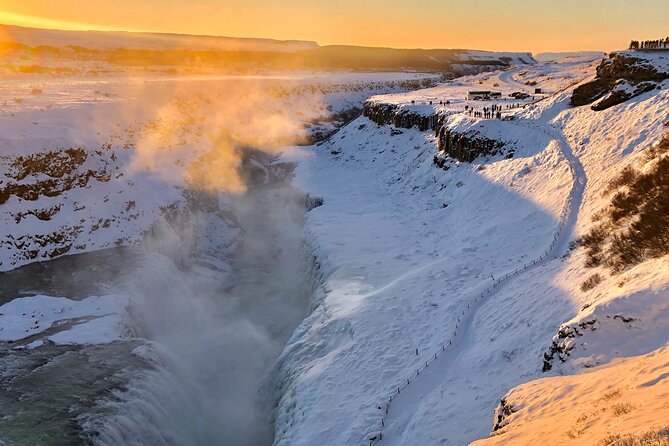 Golden Circle & Northern Lights Tour from Reykjavik - Reykjanes Peninsula and the uncertain aurora hunt
