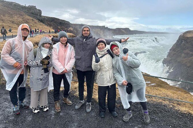 Golden Circle : Private Guided Day Tour + Blue Lagoon(Optional) - Timing, weather, meals, and what to pack