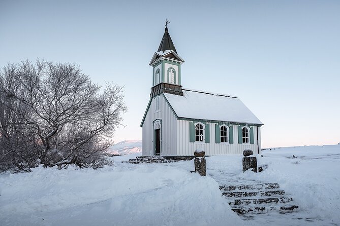 Golden Circle | Private Tour | PRO Photo Package - Þingvellir National Park: walk between two continental plates