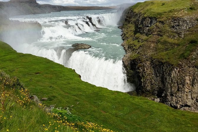 Golden Circle - Puffin Travel Private tour - A guide who can change the day
