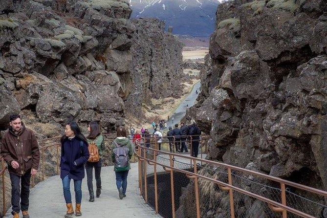 Golden Circle, Secret Lagoon & Kerið Small Group Tour - The guide can shape the whole experience