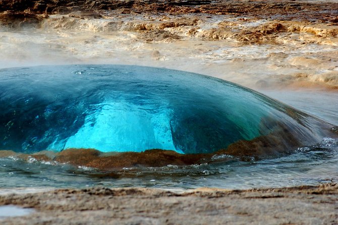 Golden Circle & Secret Lagoon Small-Group Tour from Reykjavik - The guides make the biggest difference