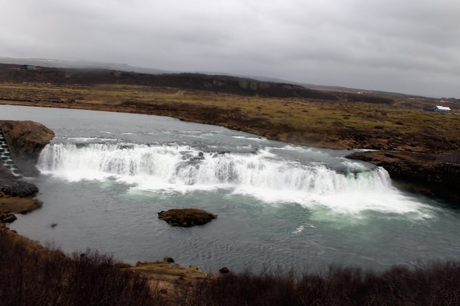 Golden Circle Tour - Gullfoss: two drops and a lot of spray