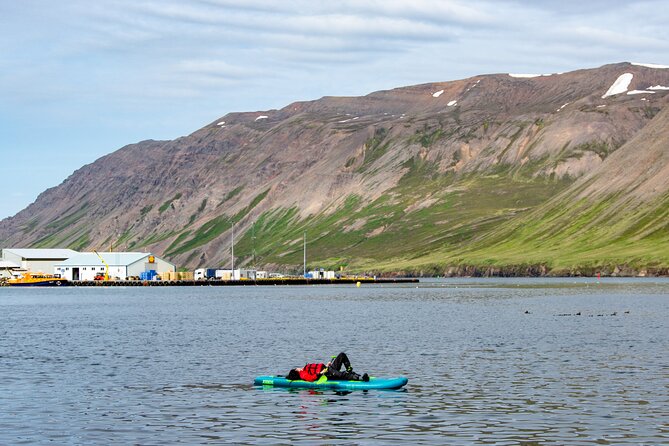 Guided SUP tour in Siglufjörður / Siglufjordur. - What the $95 price really covers