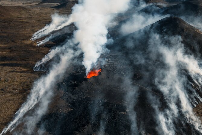 Helicopter Tour Over Iceland’s Reykjanes Volcano Eruption Site - Why Reykjanes is such a remarkable place to fly