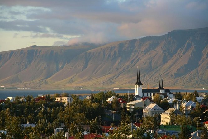 Helicopter Tour: Reykjavik City with landing at Mount Esja - What the Reykjavik helicopter flight actually gives you
