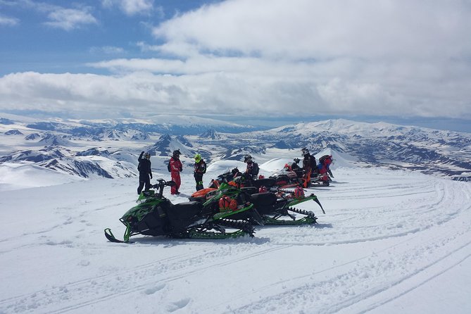 Highland Snowmobiling Tour in Southern Iceland - Learning to ride safely before heading higher