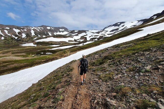 Hiking Tours in Troll peninsula - Choosing a route instead of following a fixed script