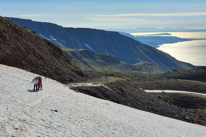Hiking Tours in Troll peninsula - Valleys, peaks, and the ocean at Fljótin
