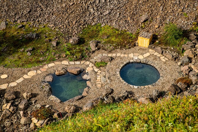 Husafell Canyon Baths Tour - Weather, clothing, and practical planning