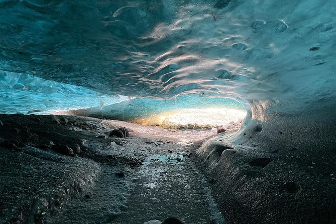 Ice Cave and Glacier Exploration Tour of Vatnajökull from Jökulsárlón - Why the guides make a real difference