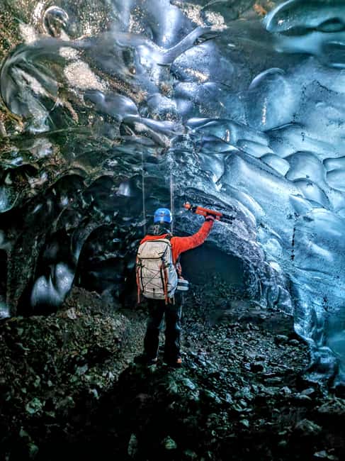 Ice Cave Tour: Venture into the Largest Glacier in Europe - Who will enjoy this ice cave tour?