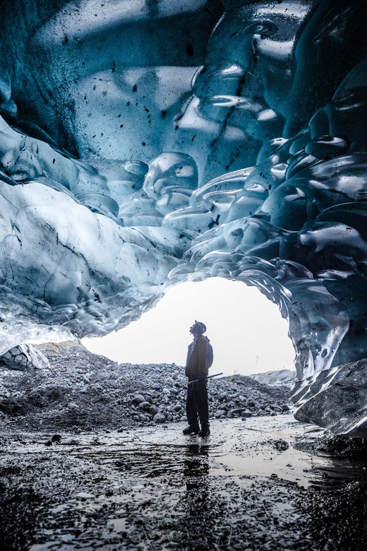 Iceland 3-Day Tour Golden Circle, Glacier Lagoon, & Ice Cave - Jokulsarlon and Diamond Beach