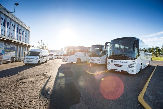 Iceland: Airport Transfers between Keflavik and Reykjavik Hotels - Hotel-Area Shuttles and the Last Few Minutes