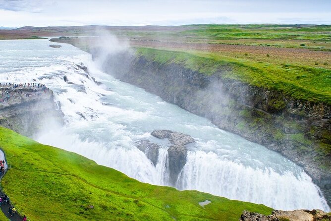 Iceland Golden Circle & Glacier Snowmobiling Guided Experience - Geysir’s Bursting Strokkur