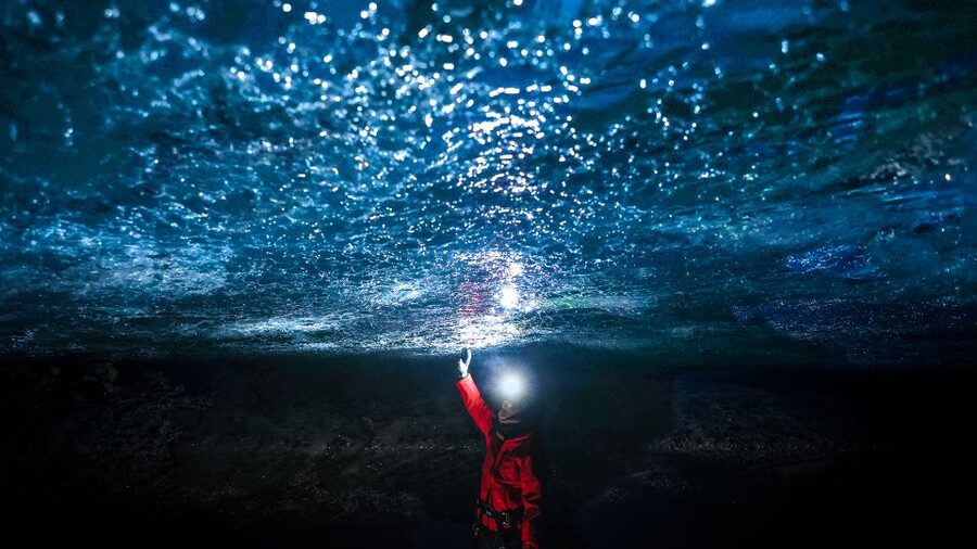 Iceland: Private Ice Cave Captured with Professional Photos - Key points to know before booking