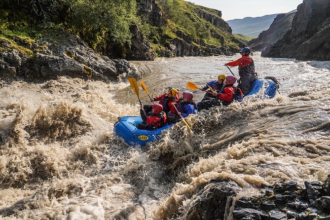 Iceland’s Top Grade 4 Rafting – Drysuit, Canyon & Adrenaline - What the six-hour day actually includes